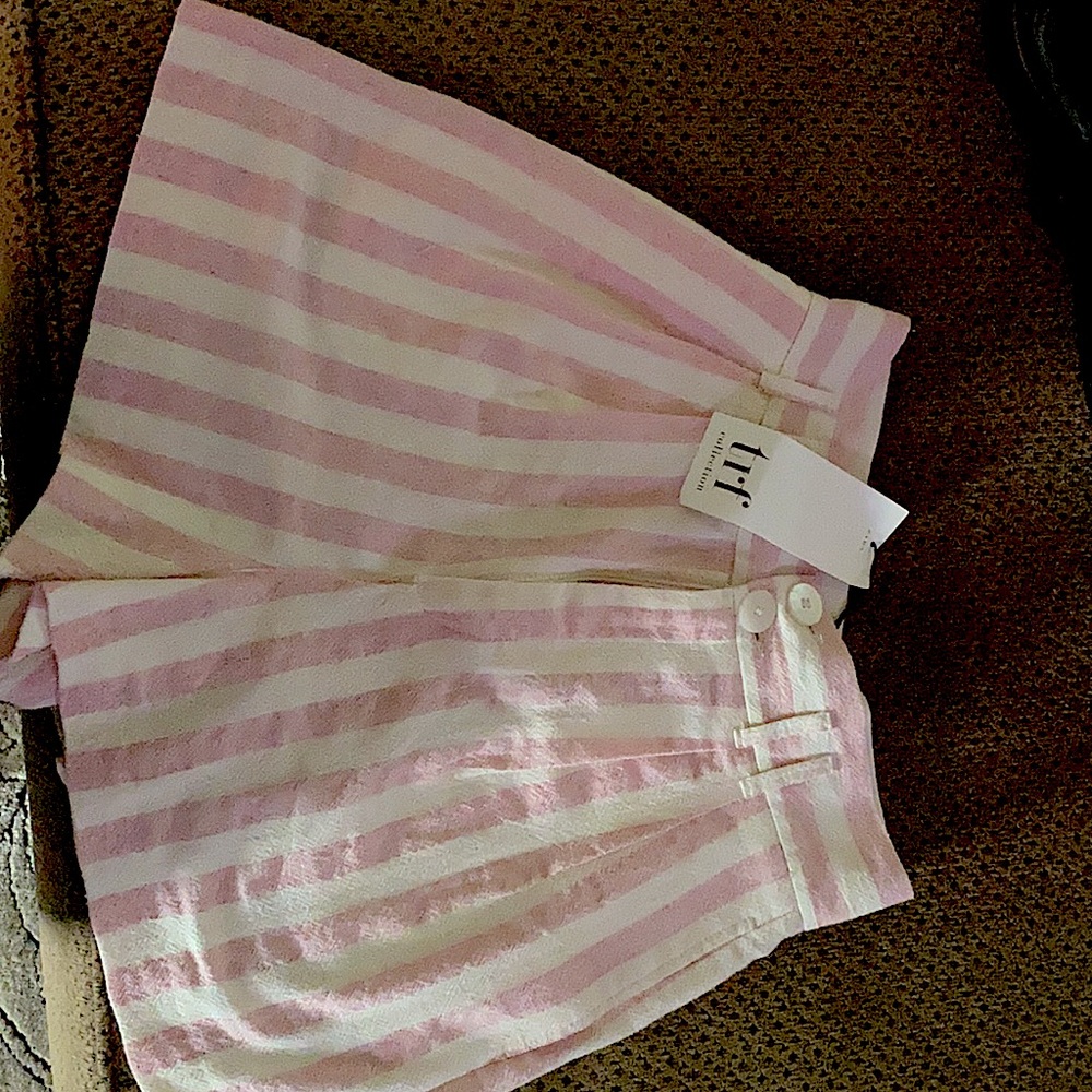 High waisted Zara TRF shorts size small.